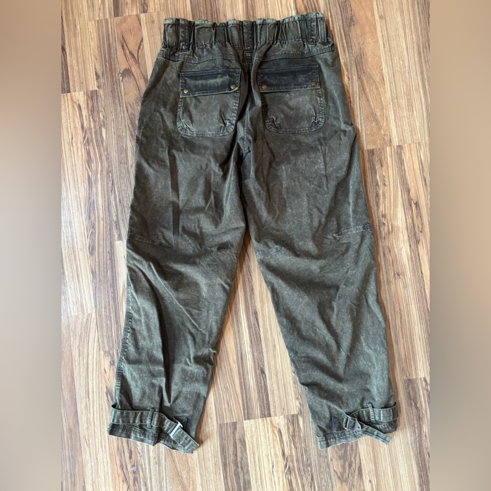 Free People We The Free Can't Compare Slouch Pants Army Green Medium - Picture 10 of 13